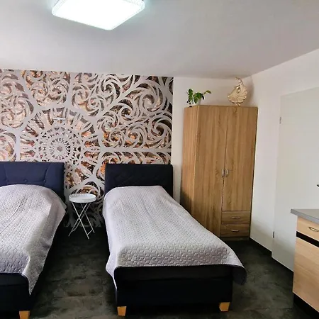아파트 Moderne Ferienwohnungen Peter Im Erholungsort Baerenstein Mit Parkplatz *