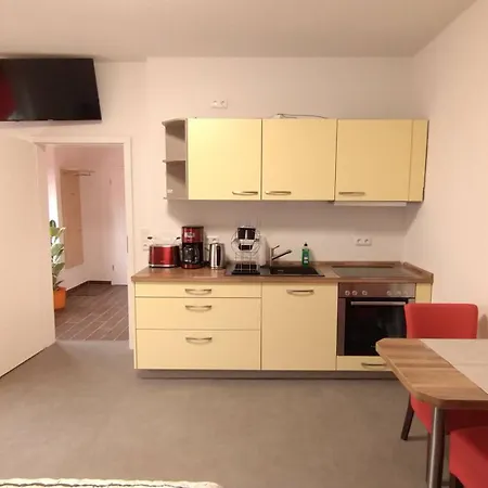 아파트 Moderne Ferienwohnungen Peter Im Erholungsort Baerenstein Mit Parkplatz
