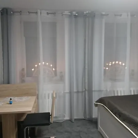 Moderne Peter Im Erholungsort Mit Parkplatz Barenstein